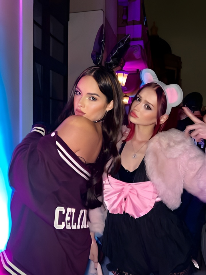 Света привлекальеная девушка из Могилева цена от 10000 руб