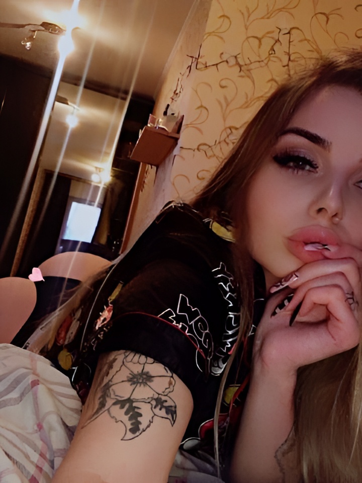 Зиглинда привлекальеная девушка из Могилева цена от 2500 руб