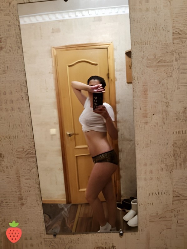 Алевтина привлекательная девушка из Могилева цена от 2500 руб