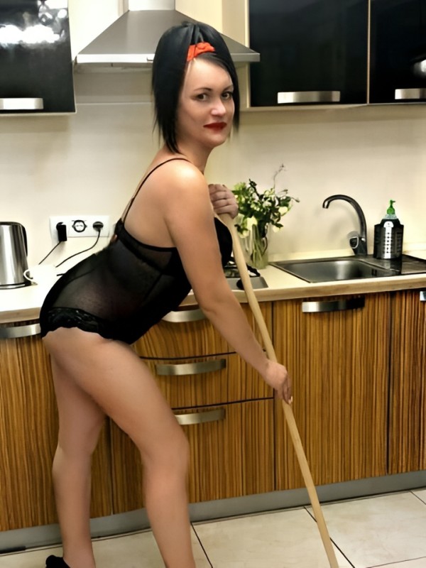 Каролина привлекательная девушка из Могилева цена от 1500 руб