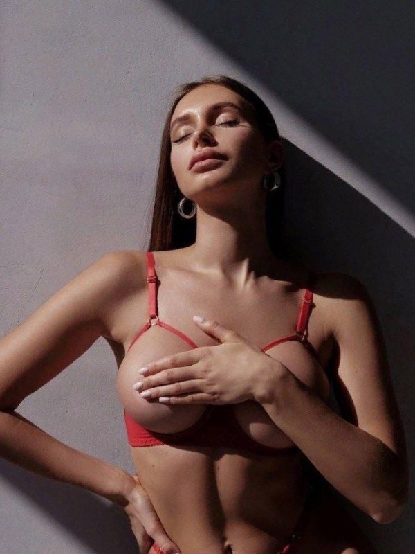 Лиза привлекательная девушка из Могилева цена от 7000 руб